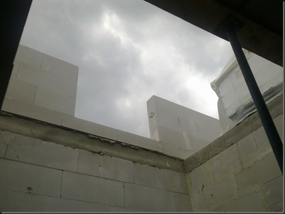06082012281